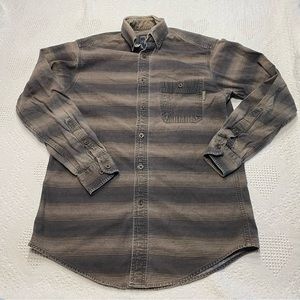 🍓Woolrich Flannel (M)